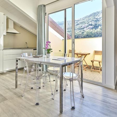 Sotto Il Cielo Apartment Finale Ligure Bagian luar foto