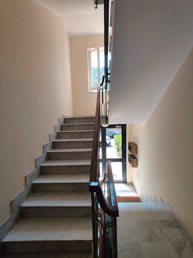 Sotto Il Cielo Apartment Finale Ligure Bagian luar foto